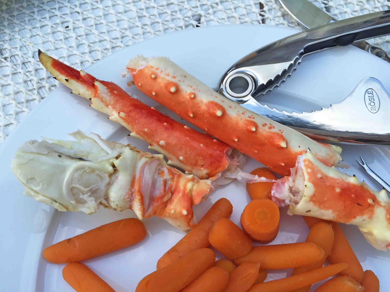 MARIETTE'S BACK TO BASICS {King Crab Legs from Costco}
