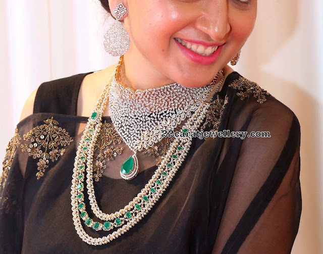 Poonam Kaur Showcasing Heavy Diamond Jewelry