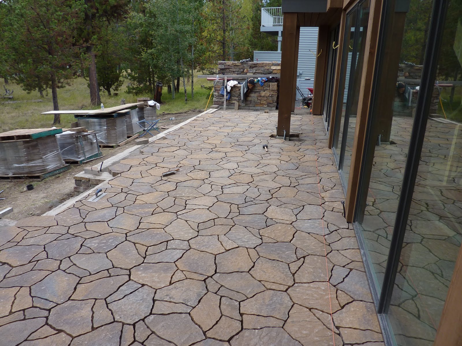 BOISINEAU MASONRY Mega Arbel Paver Patio
