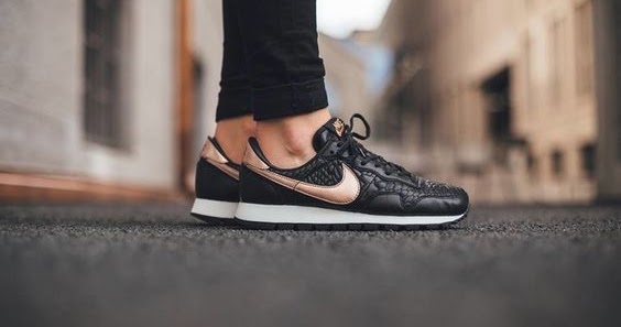 nike air pegasus 83 premium quilted