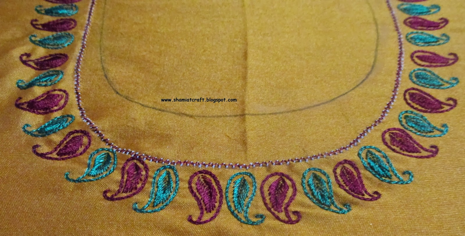 MY CRAFT WORKS Embroidered blouse Chain stitch