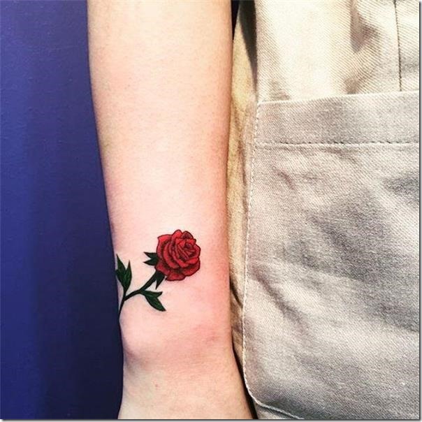 Tatuagens de flores para as mulheres Tatuagens de flores para as mulheres