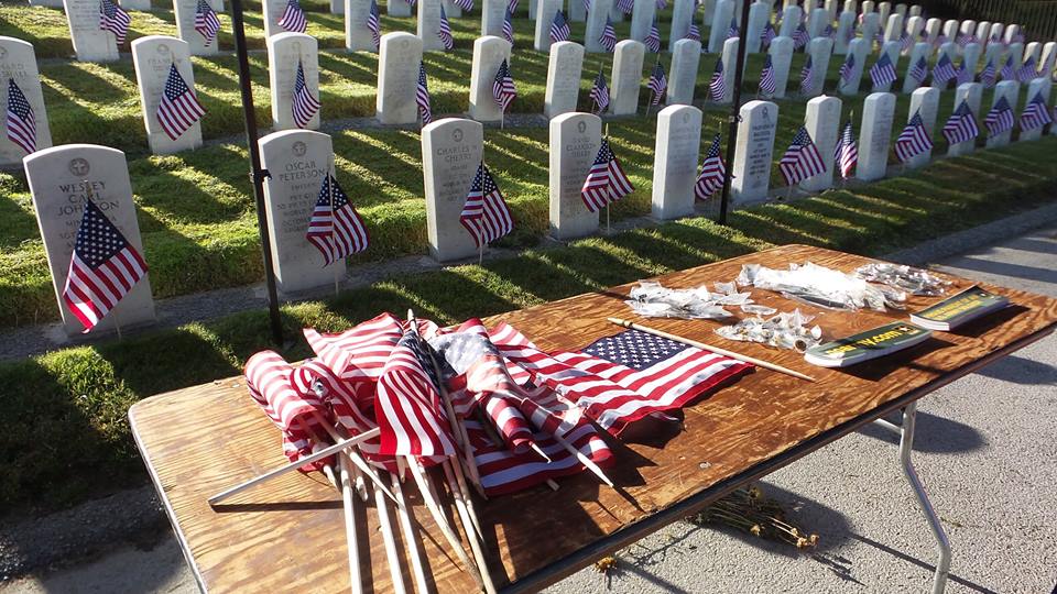 Shoreline Area News Shoreline Rotary helped to place flags at