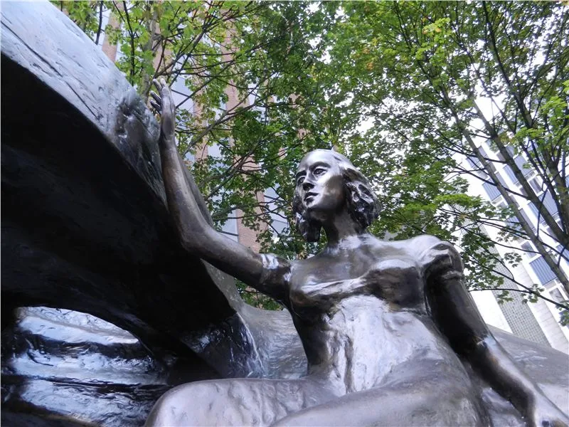 Chopin statue - Deansgate, Manchester