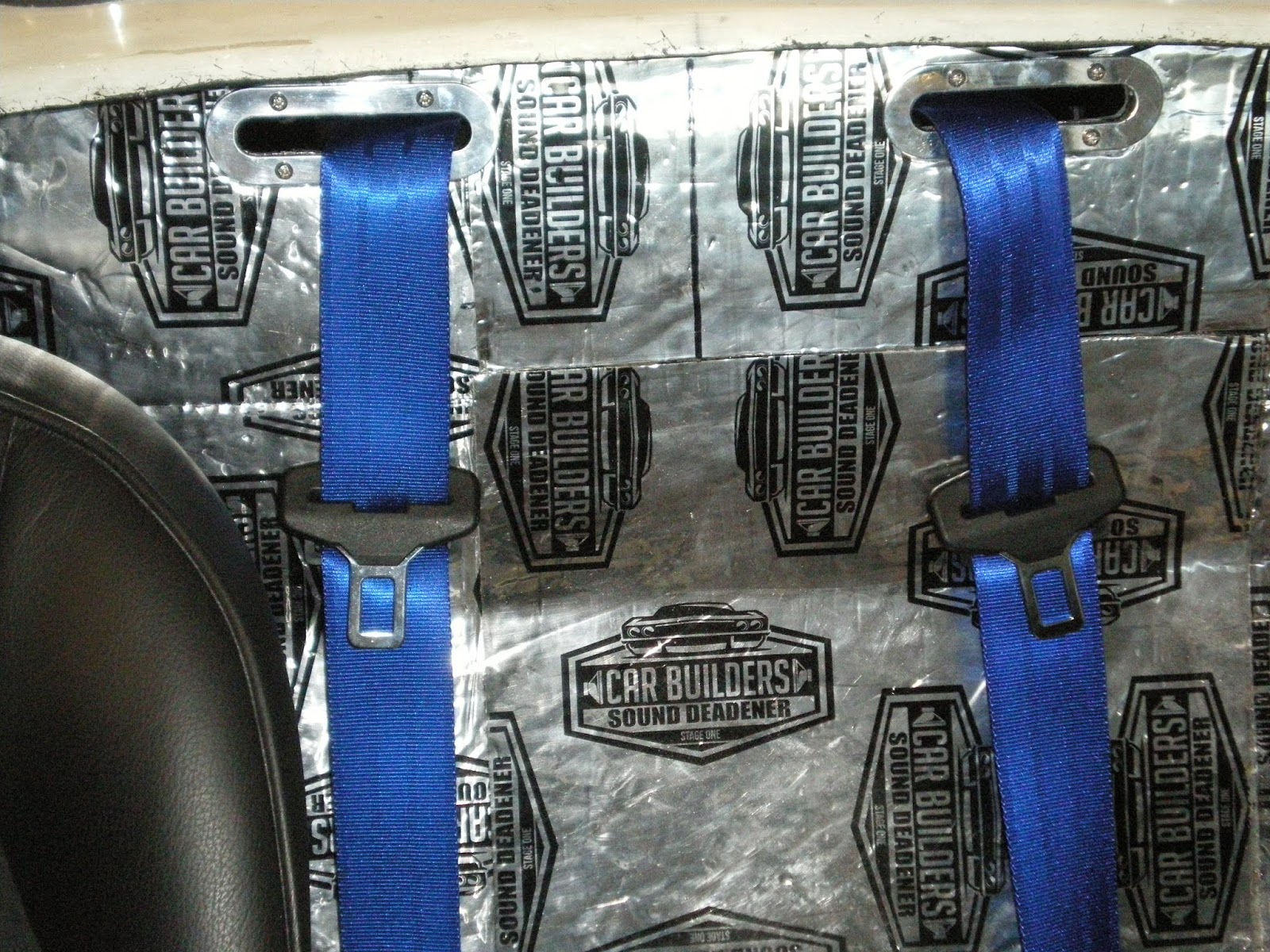 Classic Revival AC Cobra Replica SC 427 Seat belts are installed.