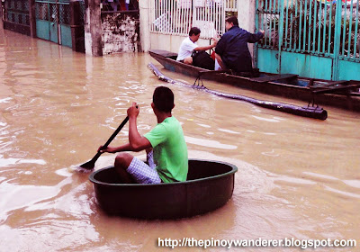 Monsoon Flood in Pinagbuhatan, Pasig City ~ August 2012 Monsoon Flood in Pinagbuhatan, Pasig City ~ August 2012
