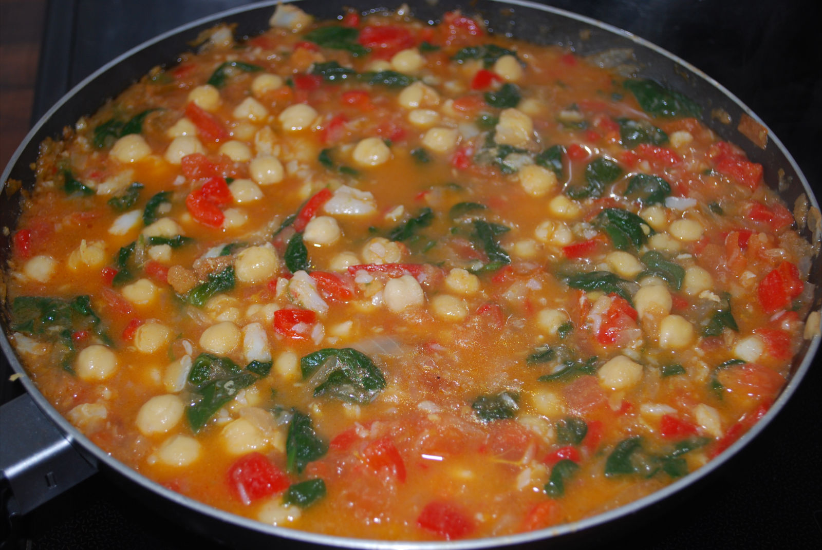 Mi receta de la semana Garbanzos con bacalao y espinacas