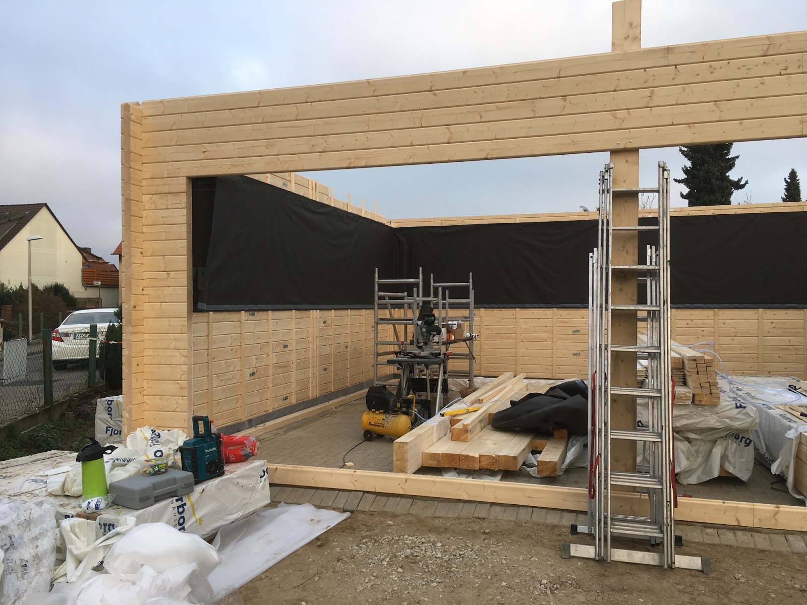 Sarah und Heiko´s Baublog: Garagenaufbau Teil 2
