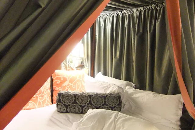 monaco-hotel-bed モナコアキンプトンホテルベッド