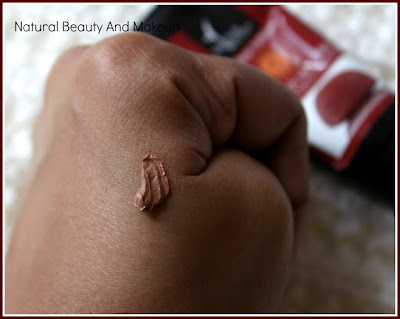 Natural Bath & Body French Red Clay Face Masque Review on the blog Natural Beauty And Makeup