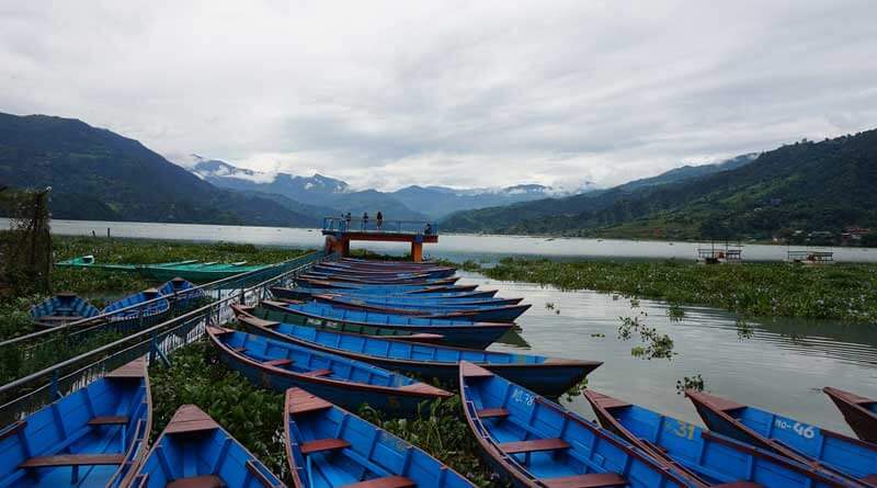 Trải nghiệm chèo thuyền ở Pokhara