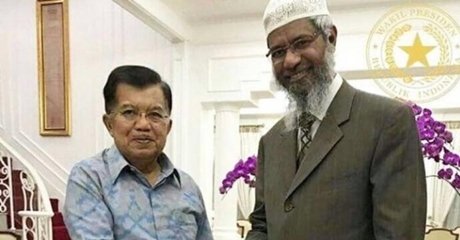 Zakir Naik: Saya Tentu Senang Kalau Dapat Menjadi Warga Negara Indonesia Zakir Naik: Saya Tentu Senang Kalau Dapat Menjadi Warga Negara Indonesia