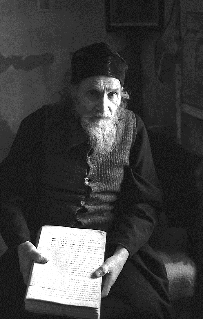 монах александр (блум) из книги "цветы пустыни". чандрашекхара свами книга. афон монахи. монах серафим пустынножитель кавказ. цветы пустыни.