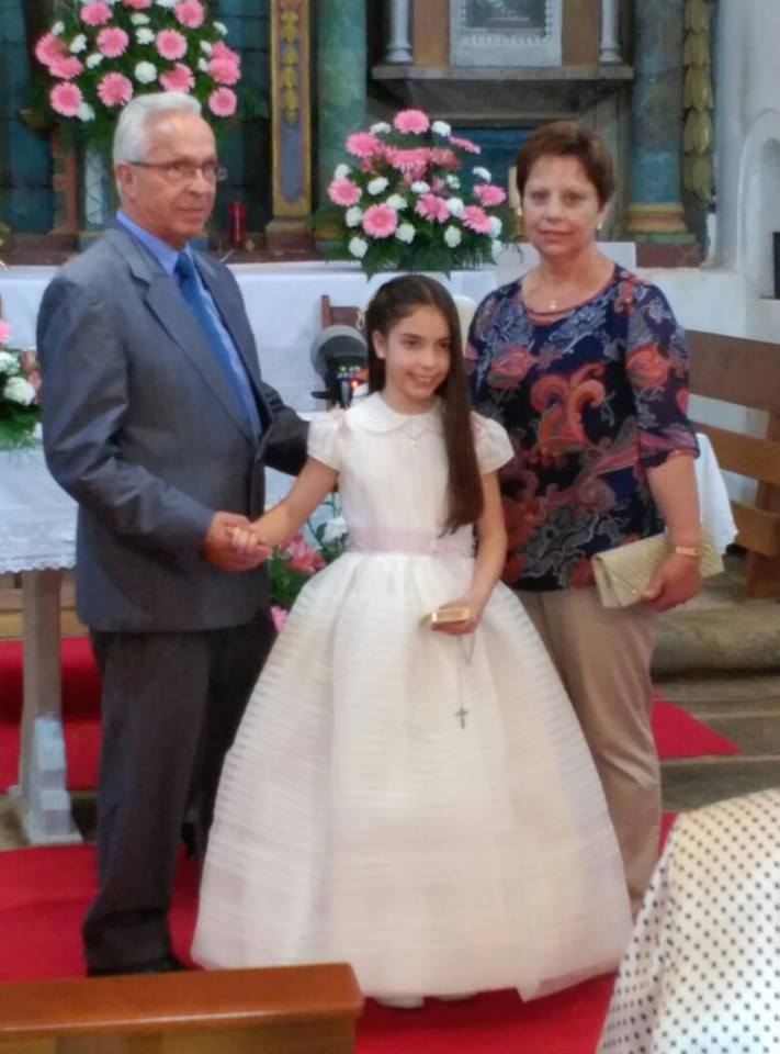 Jesus Clviño y su esposa y nieta Raquel