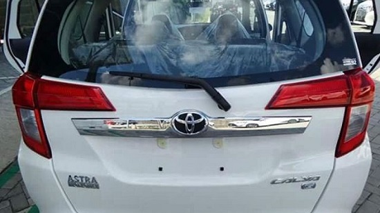 Terkuak ! Begini Wajah Asli Eksterior Toyota Calya tampak belakang toyota calya