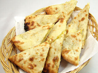 Potato Stuffed Naan