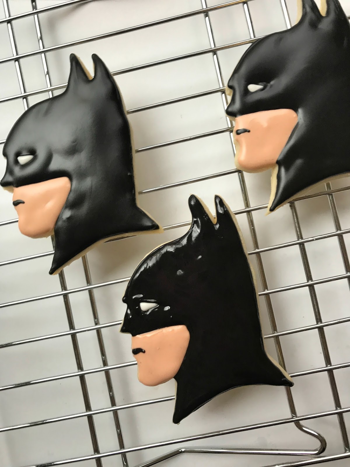 Batman Cookie Tutorial Sweet Jenny Belle easy sugar cookie
