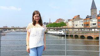 (Clothes & Dreams) OOTD: Sun's out!: Zara tee, Casio watch, Pull & Bear jeans
