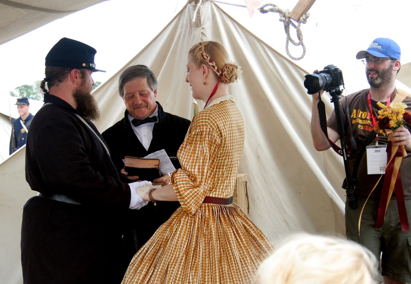 Photolife of the... Professional? A Civil War Wedding