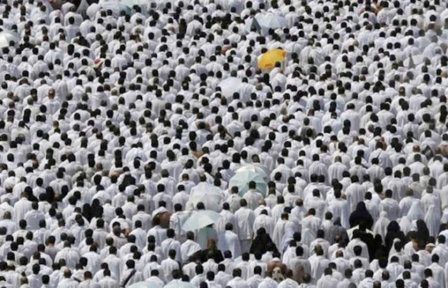 Saudi Arabia introduces new laws for Hajj, Umrah, visit visas