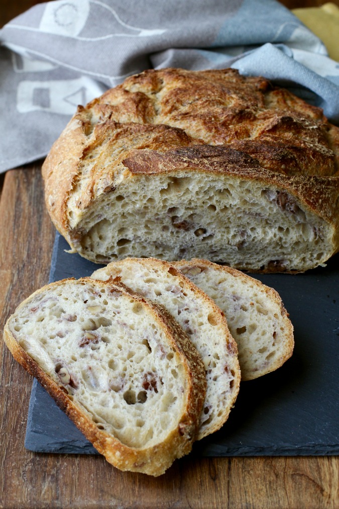 ARTISAN SOURDOUGH BREAD, BAKING, LEVAIN