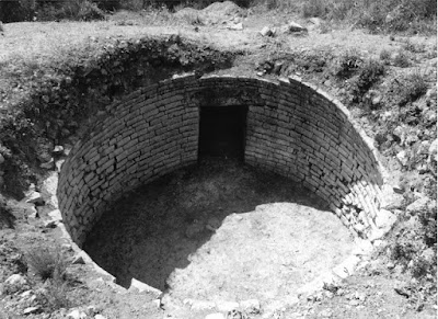 Οι Ρώσοι ανακάλυψαν θολωτό τάφο που αποδεικνύει την ύπαρξη του ελληνικού Βασιλείου του Βοσπόρου!  