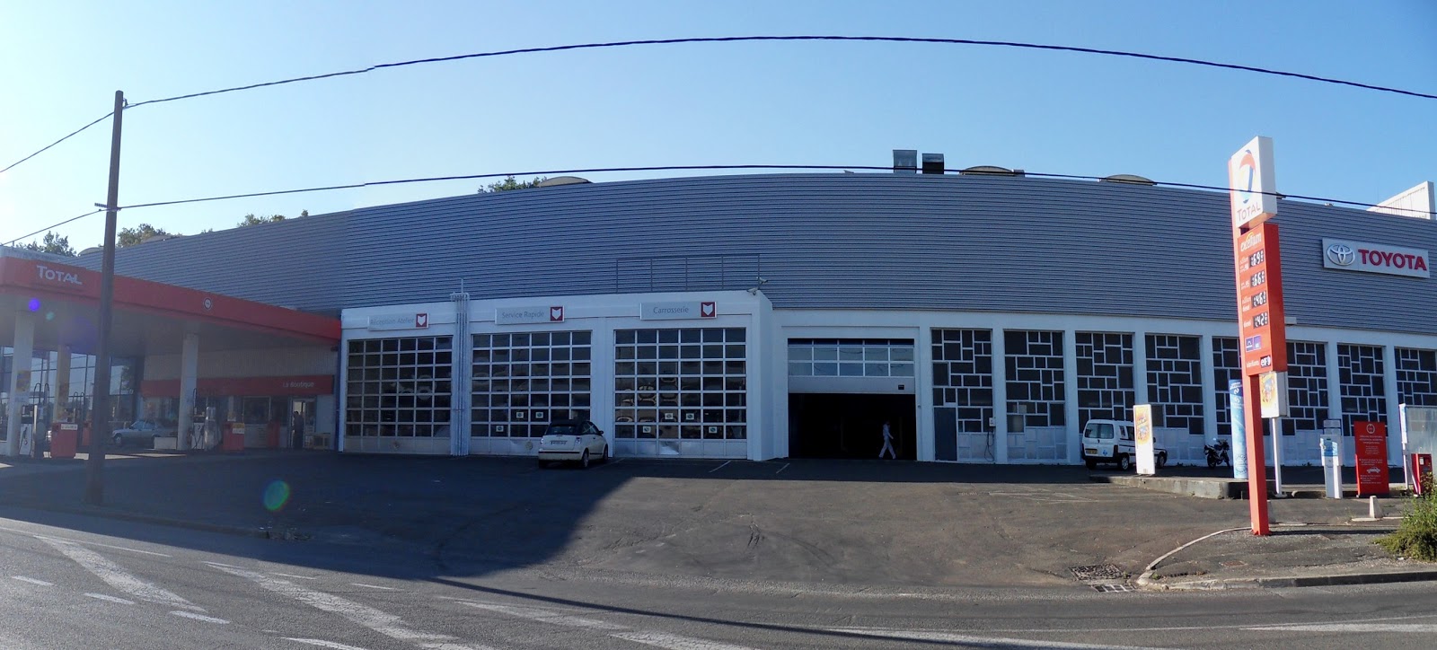 Architecte Périgueux Julien Flahaut Concession automobile à Périgueux