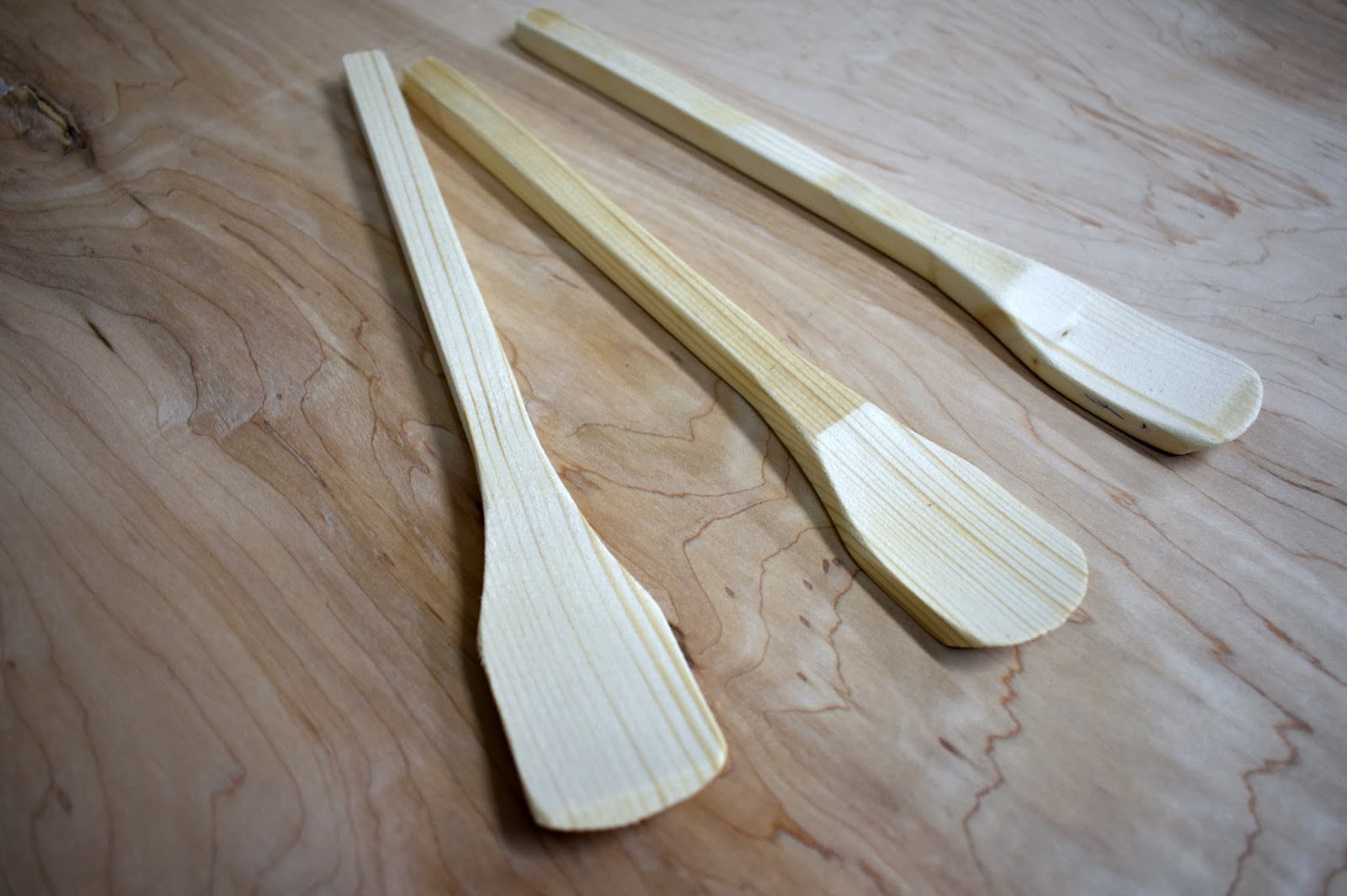 Jax Design Table Saw jig for Wooden Spoons