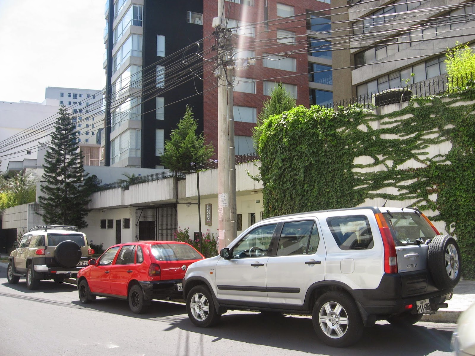 ARQUITECTURA MODERNA EN ECUADOR EDIFICIO GONZÁLEZ SUÁREZ