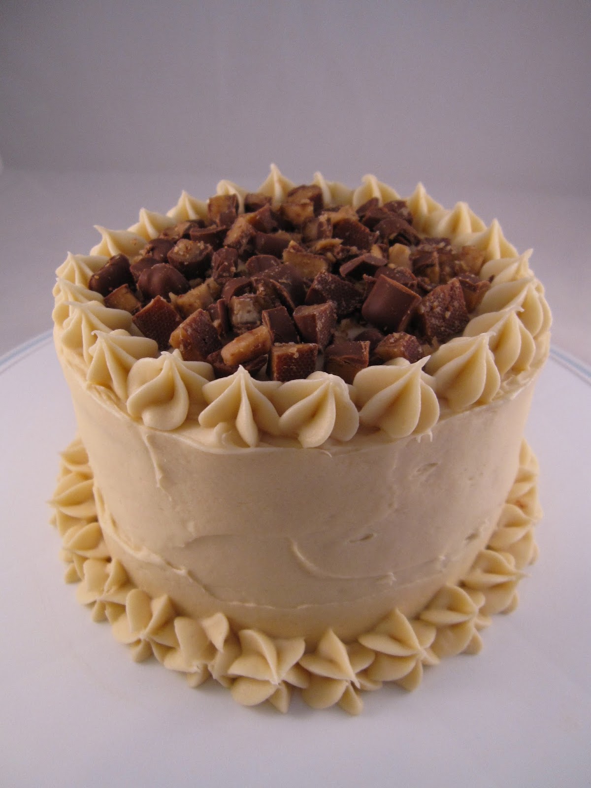 HANNAH IN THE KITCHEN Salted Caramel Cream Cheese Frosting