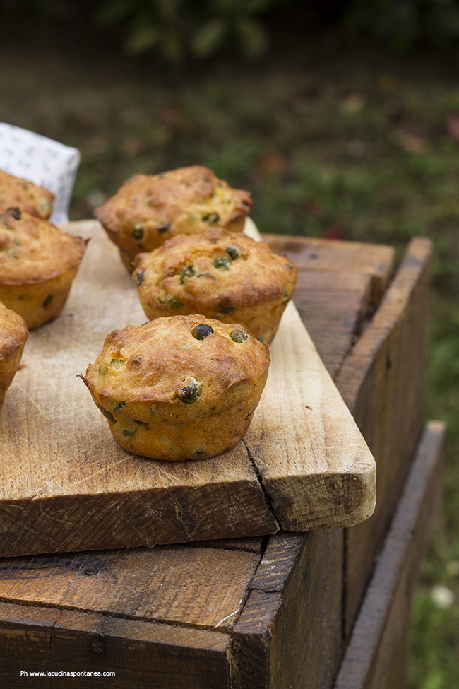 muffin salati con piselli e menta