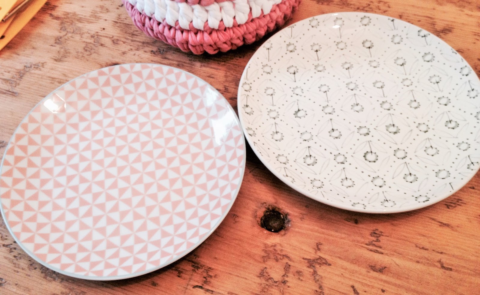 Faretti ikea da parete: la luce in una stanza shabby chic ...