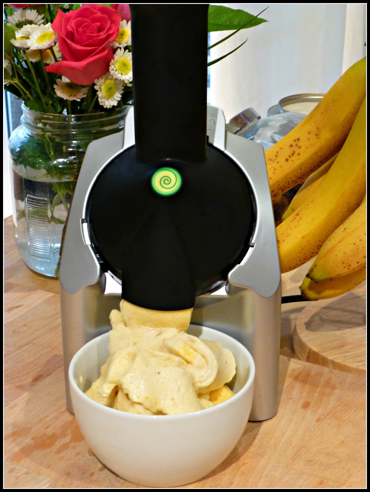 Getting Raw: Yonanas- Summer's New Toy!