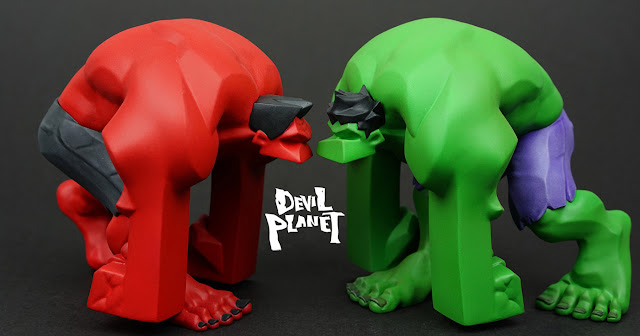 devil-planet-hulk-art-toy