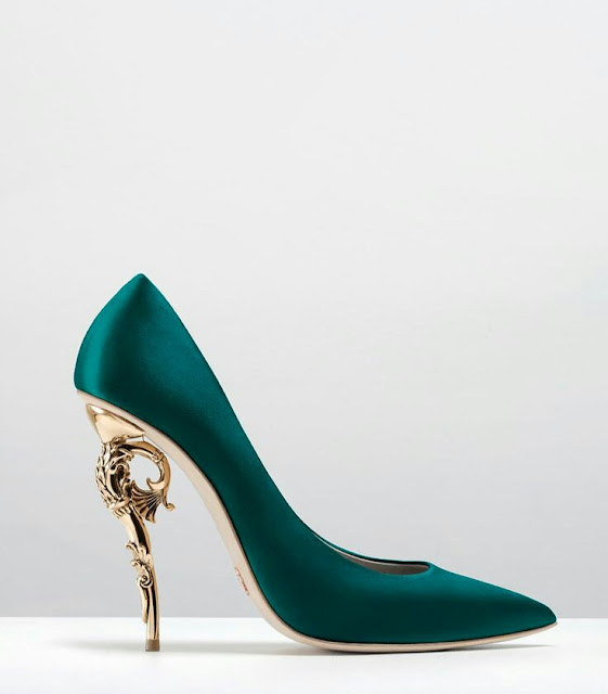 Fαshiση Gαlαxy 98 ☯: Golden heel