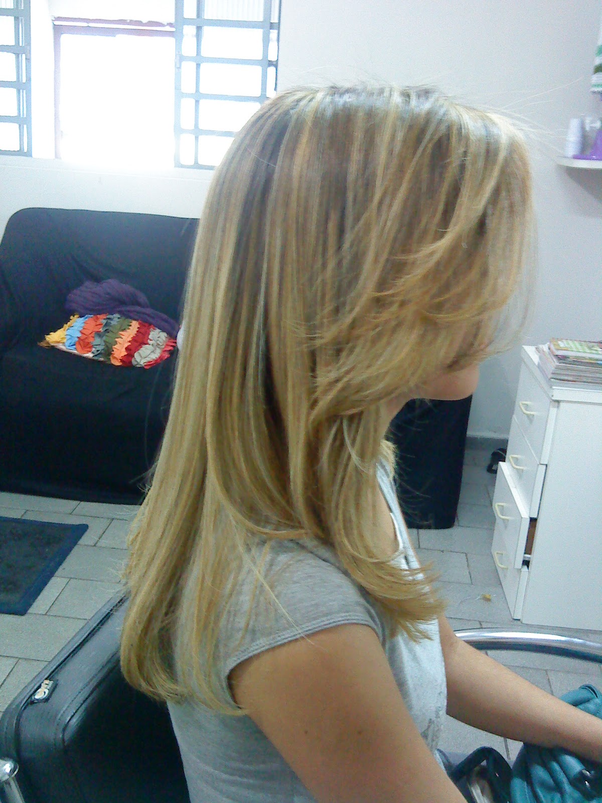 mudando o visual: RETOQUE DE MECHAS.