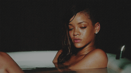Rihanna+Stay+Music+Video.gif