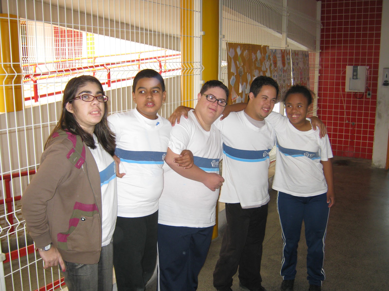 ESCOLA MUNICIPAL ALBERT SABIN: ATIVIDADES DA CLASSE ESPECIAL 01