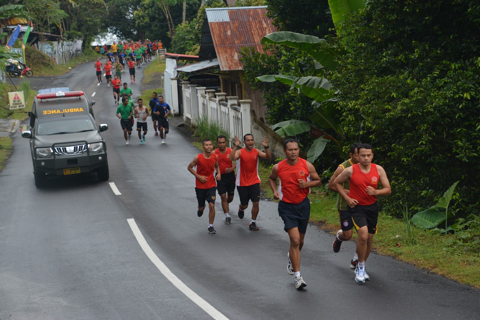 Утка пробежала марафон. 5k run. K run. K run. K run.