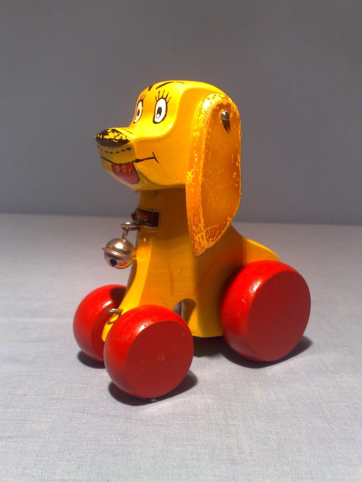 TOM's TECH TOYS BRIO TOYS SWEDEN