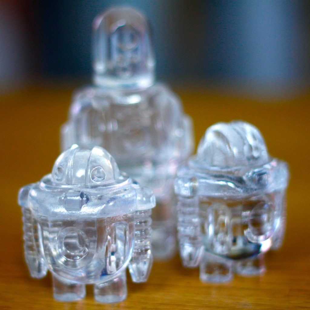 small resin figures