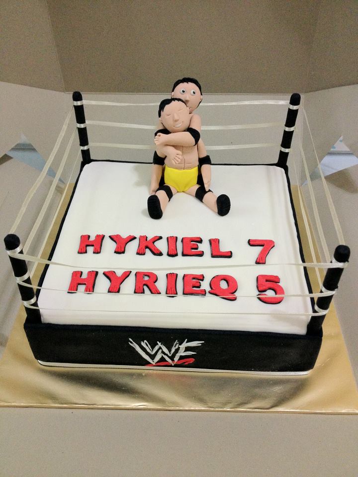 Wrestling Cake