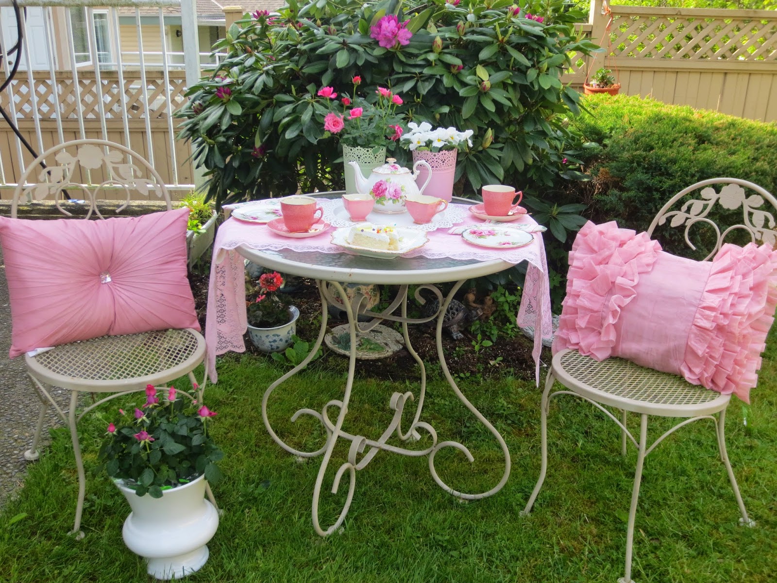 Karen's Cottage and Castle My First Tea in the Garden in 2014!