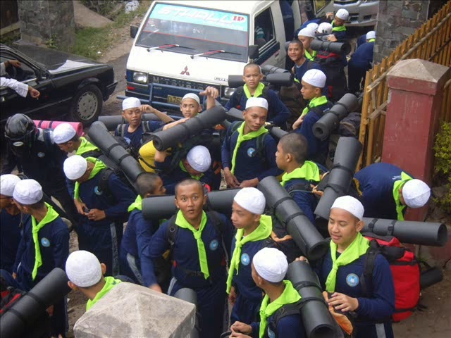 Smk Daarut Tauhiid Indhibat Bandung