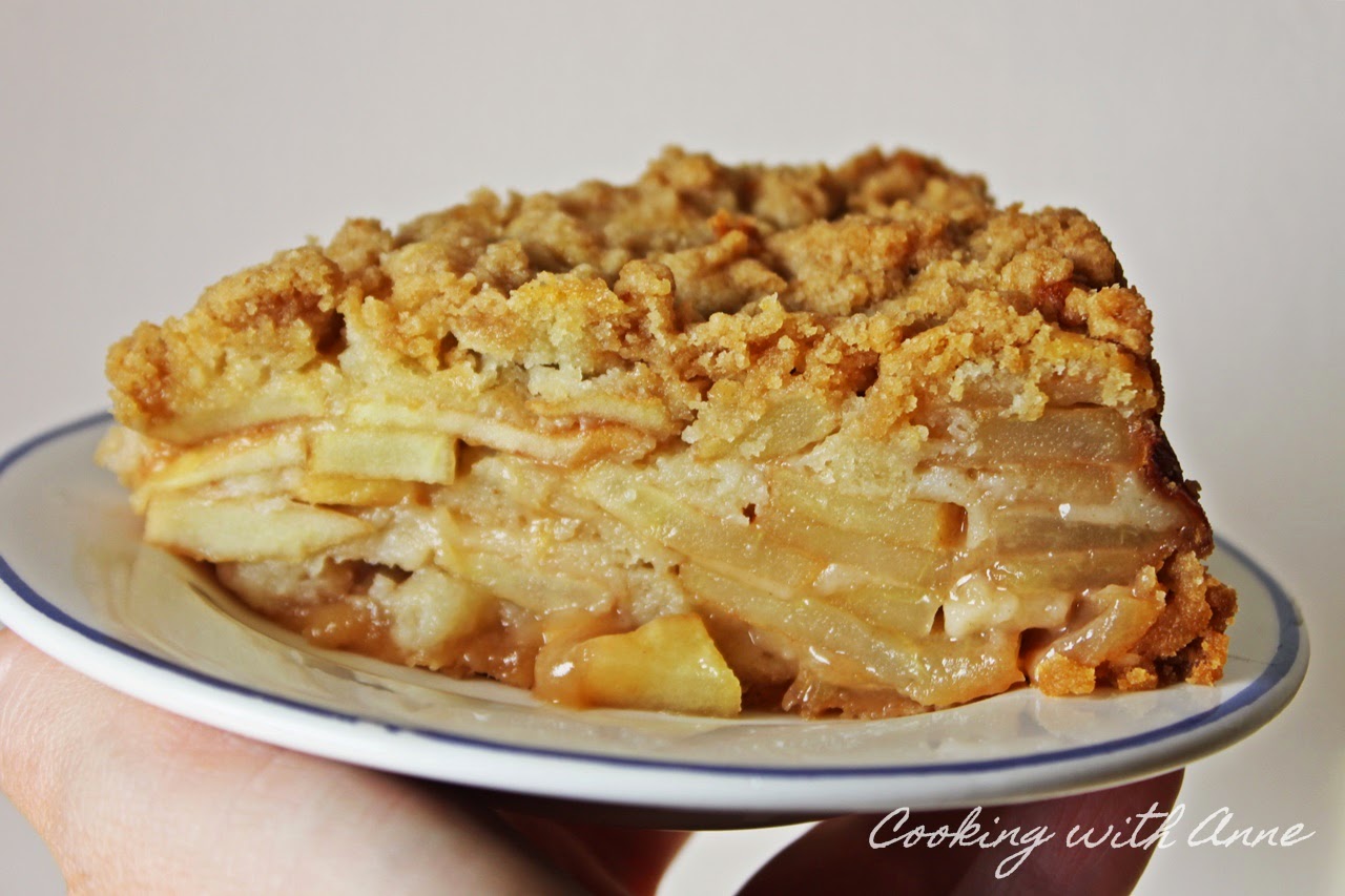Apple Cakey Pie Thing Gooey Goodness