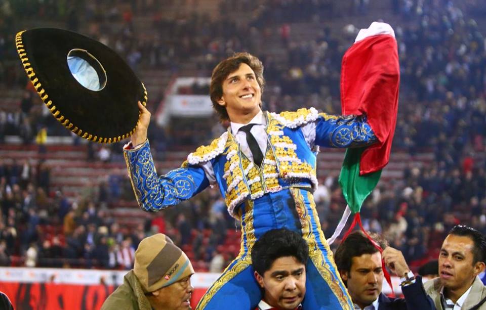 Perú Taurino: ANDRÉS ROCA REY TRIUNFADOR DE LA CORRIDA GUADALUPANA EN ...