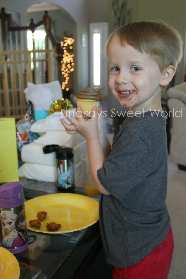 Lindsay's Sweet World A Poo Poo Party... The Weirdest Party I've