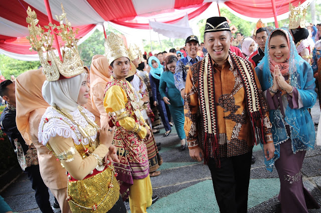 Gubernur Ridho Mantapkan Infrastrur Jalan Provinsi di Tulang Bawang Gubernur Ridho Mantapkan Infrastrur Jalan Provinsi di Tulang Bawang