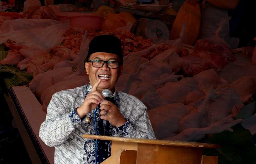 Oded Imbau Pedagang Daging Ayam Tidak Mogok Jualan Oded Imbau Pedagang Daging Ayam Tidak Mogok Jualan