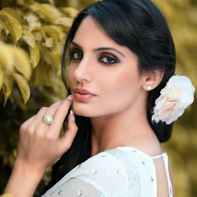 Punjabi Actress Japji Khaira IMAGES, GIF, ANIMATED GIF, WALLPAPER, STICKER FOR WHATSAPP & FACEBOOK